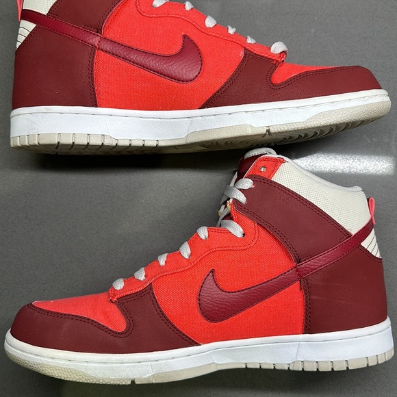 Nike Dunk High 317982-612 size 10.5 Men’s - Picture 6 of 9